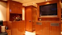 Skylge - Saloon